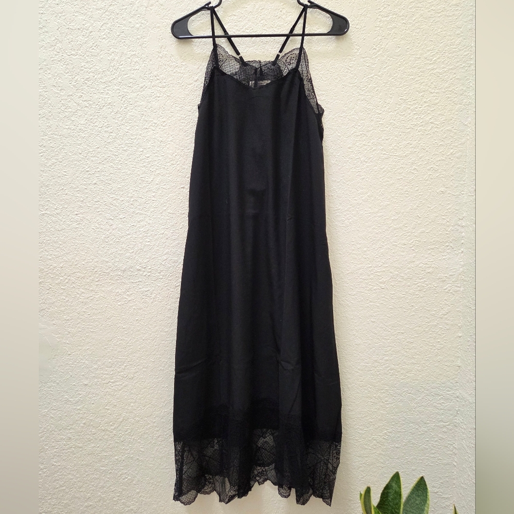 Muche Muchette: Chic Black Lace Trim Dress